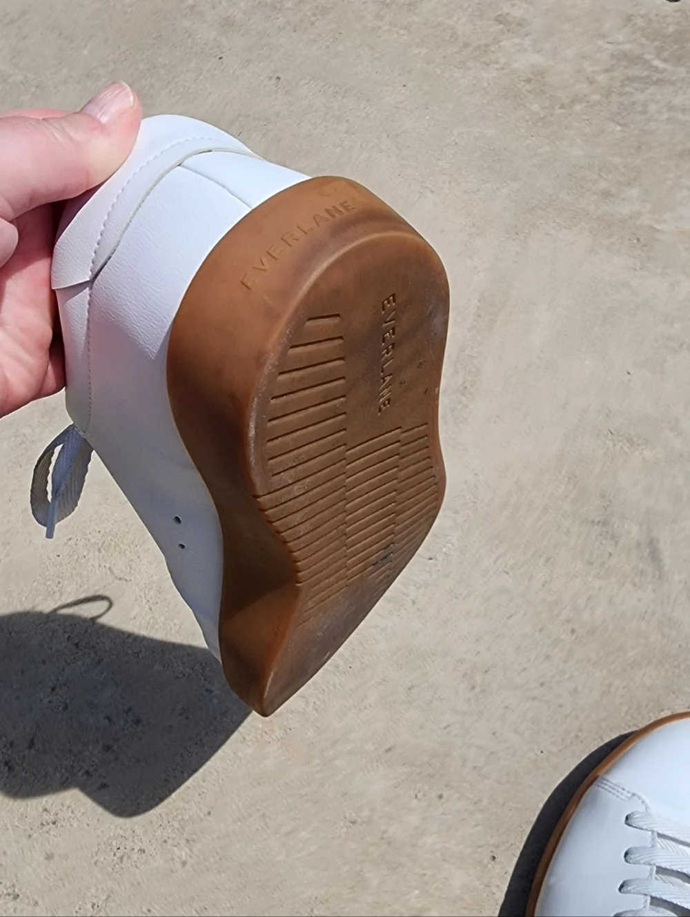 Everlane womens Re-leather sneaker White Leather with Gum Outsole EUC size 9.5 - Picture 4 of 6